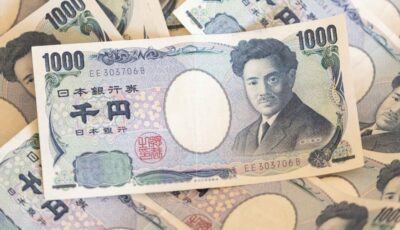 جريدة الصباح نيوز – الين” الياباني ينخفض أمام الدولار لأدنى مستوياته في 34 سنة